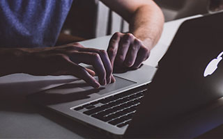 aoa体育体育链接-涅茨巴罗斯的关怀与考察：青训球员们的机会与挑战，涅茨什么意思