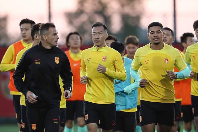 中国国脚重返俱乐部,备战国内联赛的简单介绍 中国国脚重返俱乐部,备战国内联赛的简单介绍