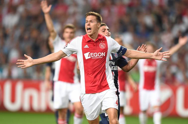 aoa体育体育官网-包含乌迪内斯球员集体绝杀，爆发逆转狂欢的词条