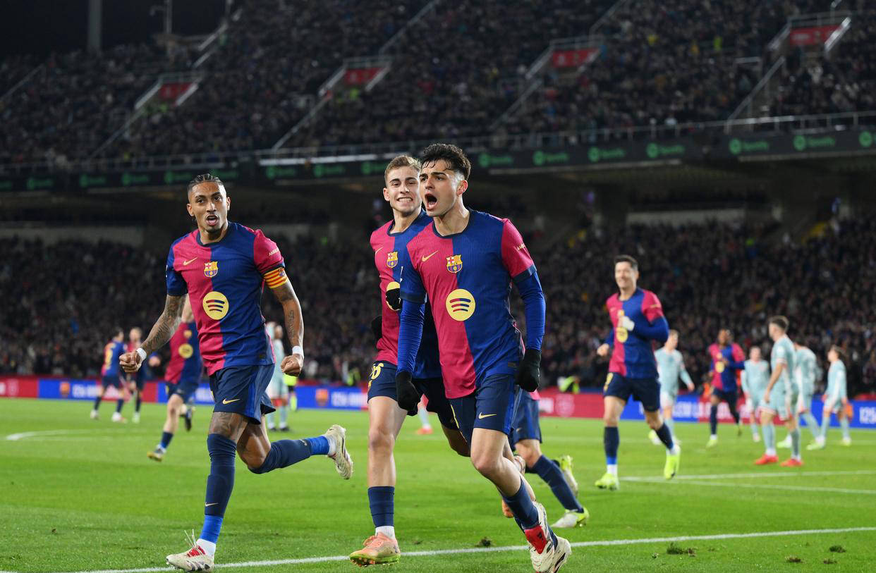 aoa体育体育网页版-巴萨补强引援，阵容实力强悍