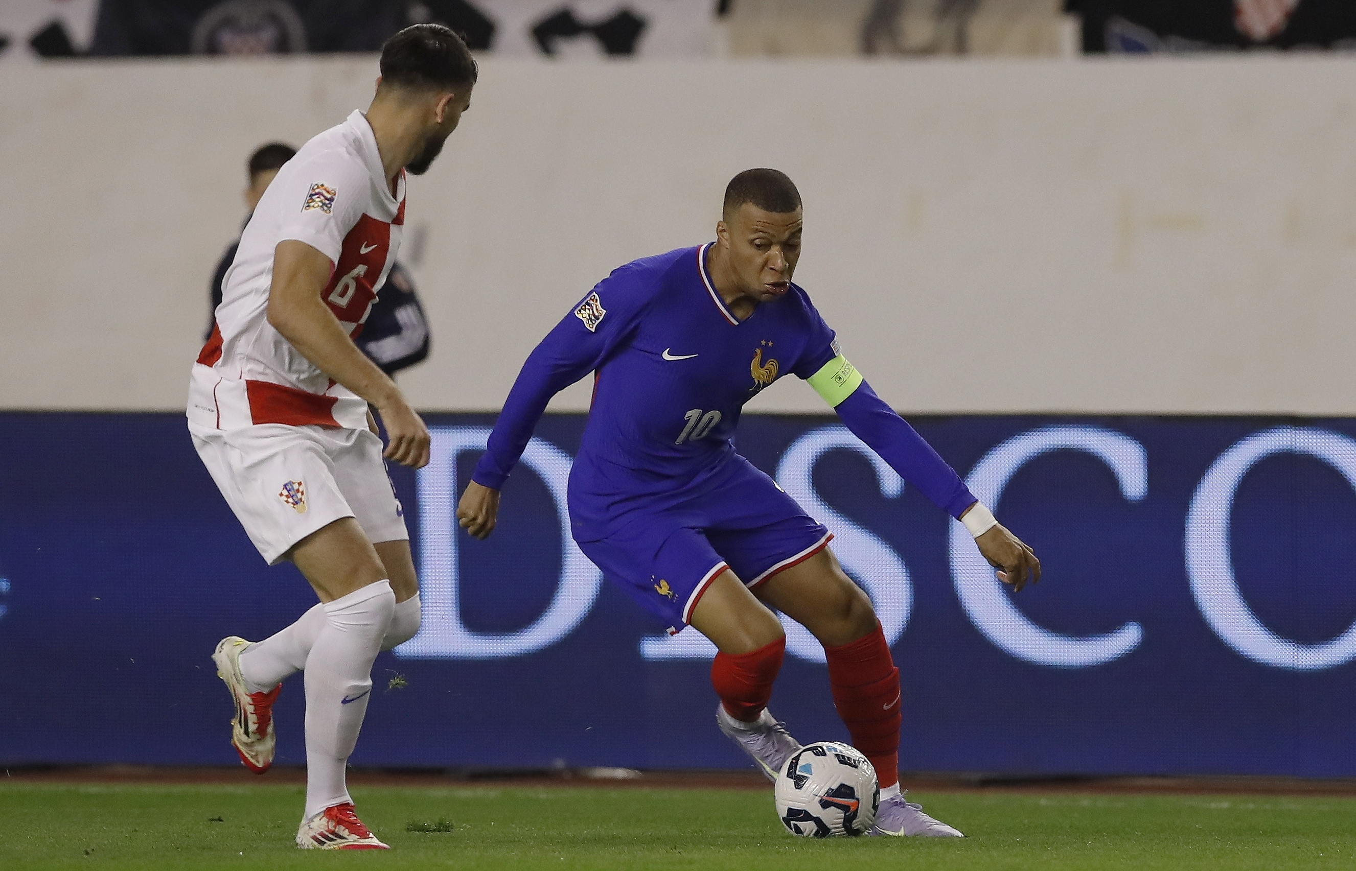 aoa体育体育亚洲官网-萨格勒布马克西米兰球场克罗地亚战胜葡萄牙的简单介绍