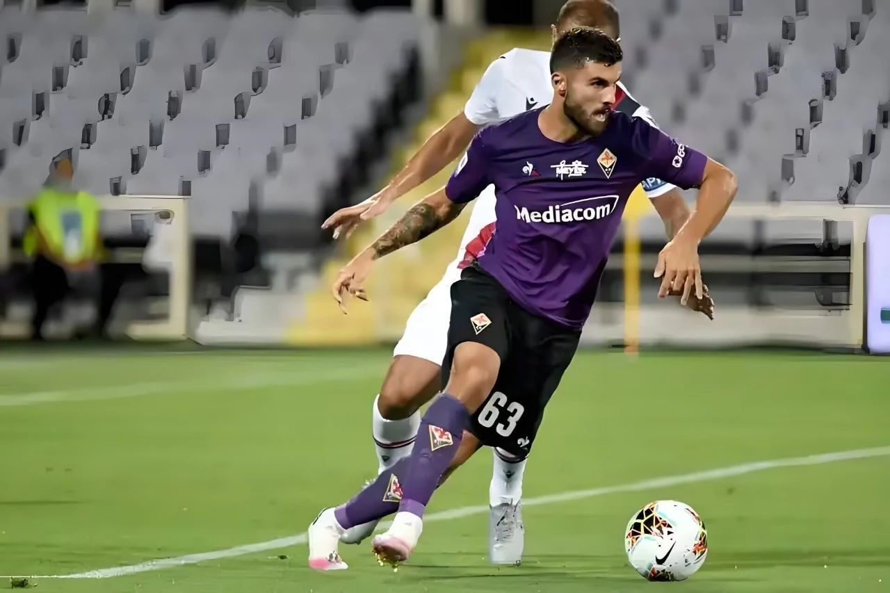 国际足球联赛中球员赛场表现出色