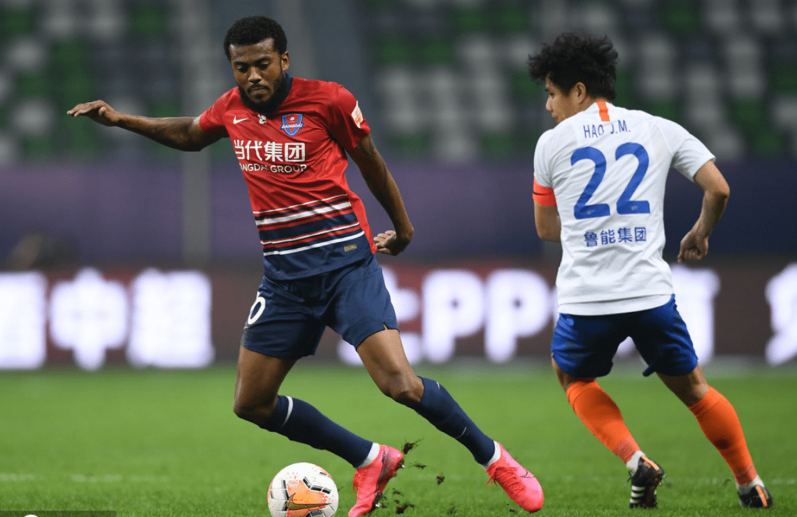 包含逆转决胜：鲁能打破困境，晋级八强的词条