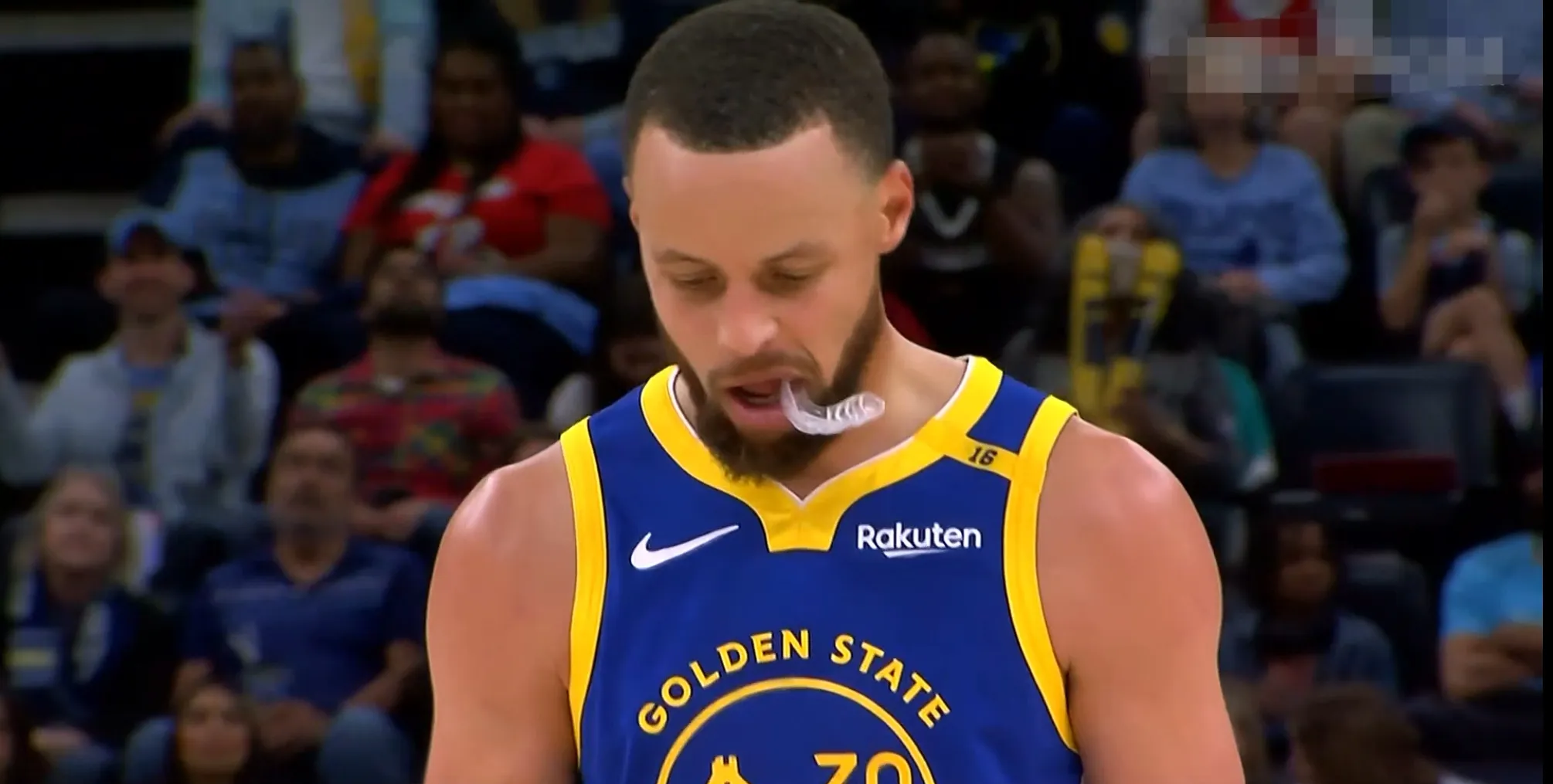 包含「灰熊客场击败老鹰稳住前八位置」的词条